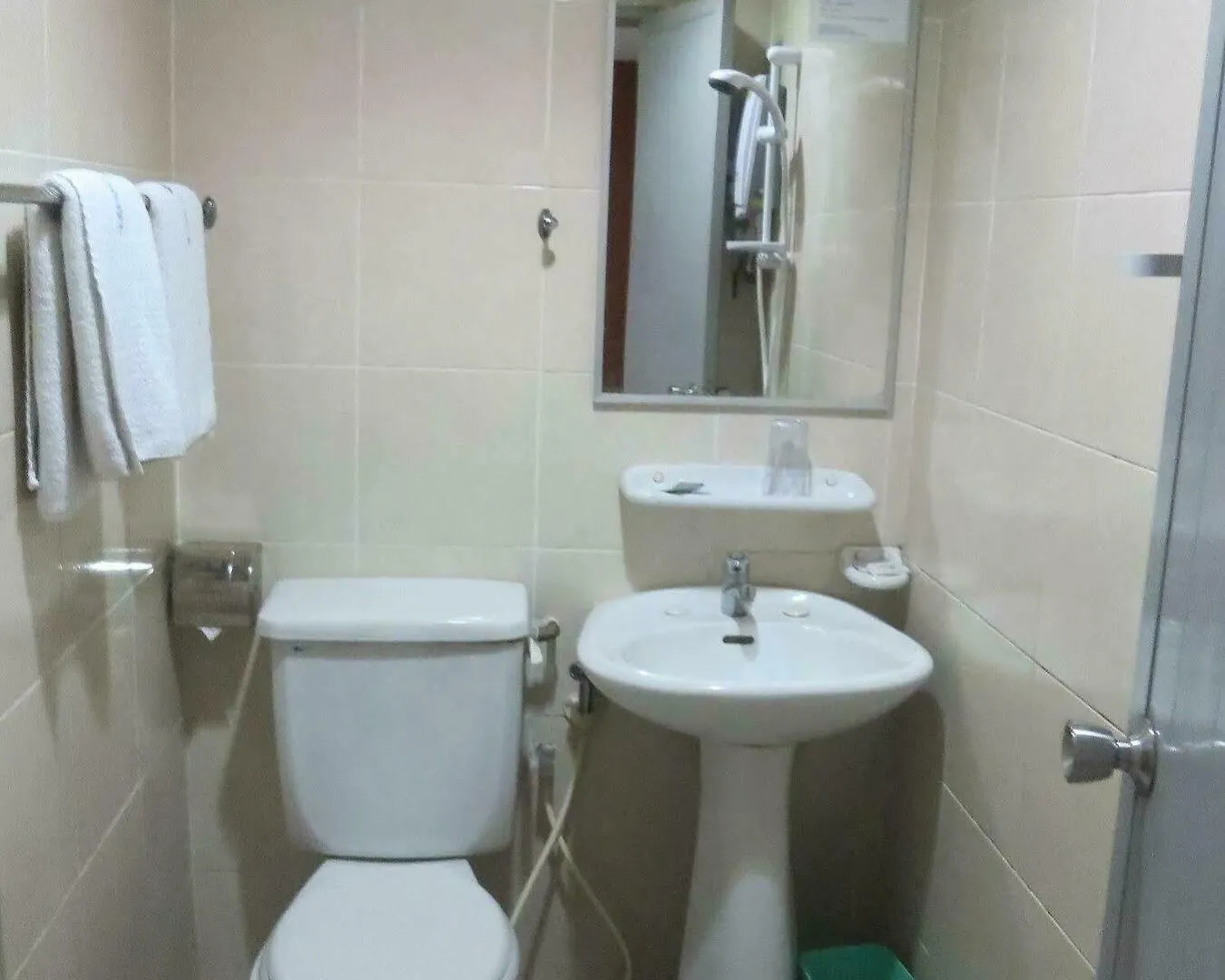 Wah May Hotel Kota Kinabalu 0*,  Malaysia